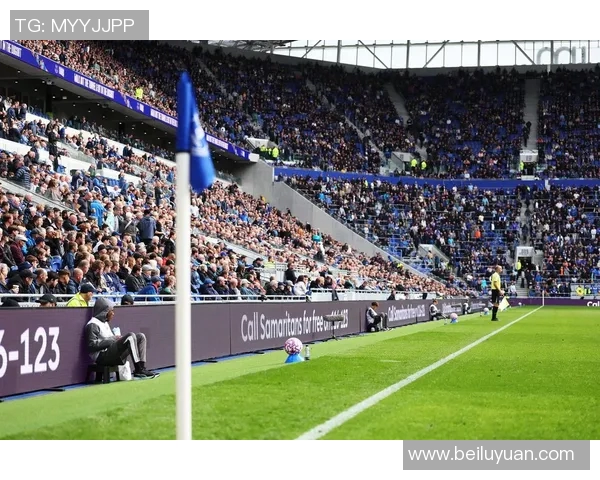 利兹联队主场迎战雷丁队期待激烈对决与精彩进球瞬间